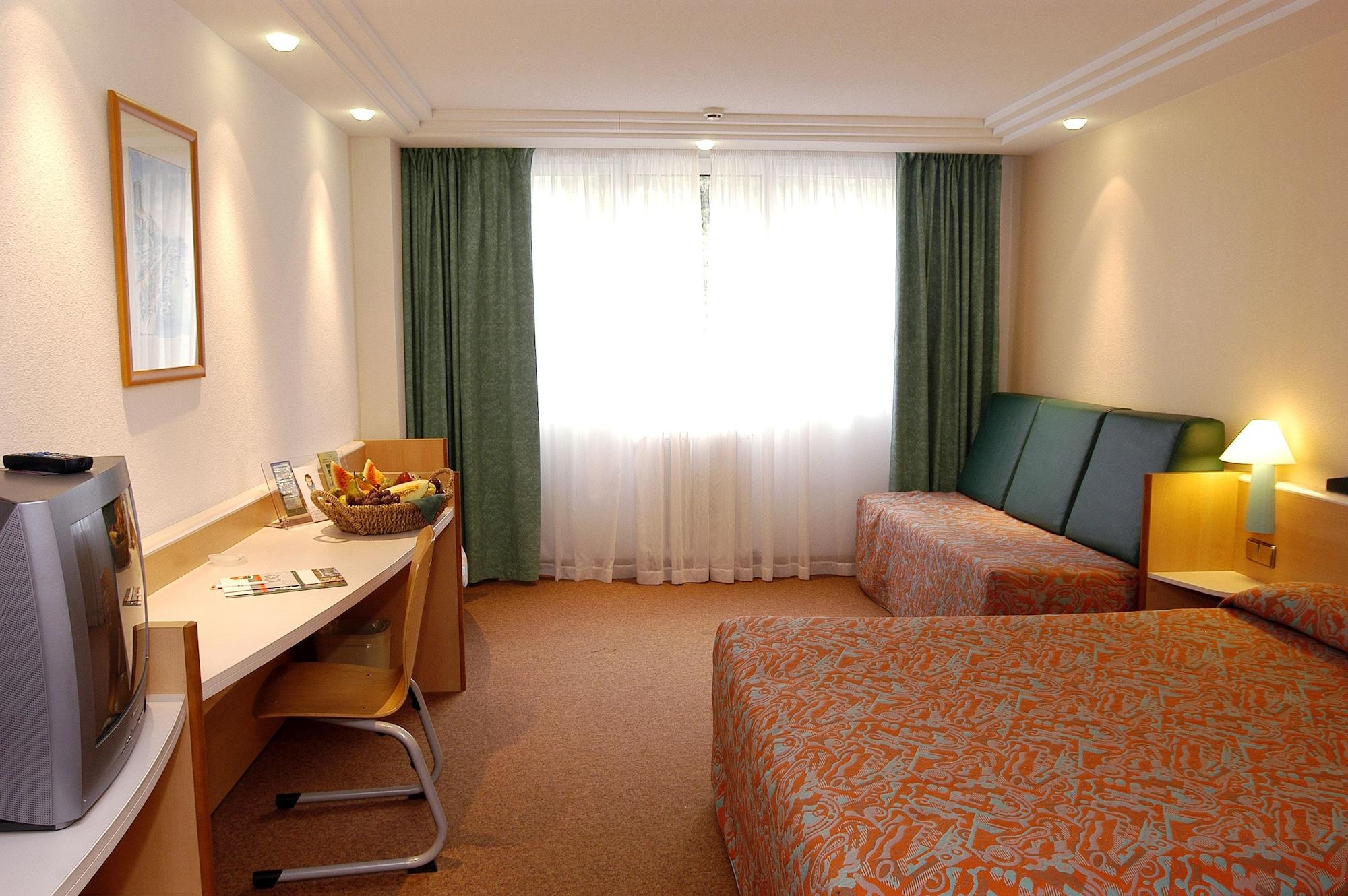 Hotel Tropical Les Escaldes Kültér fotó