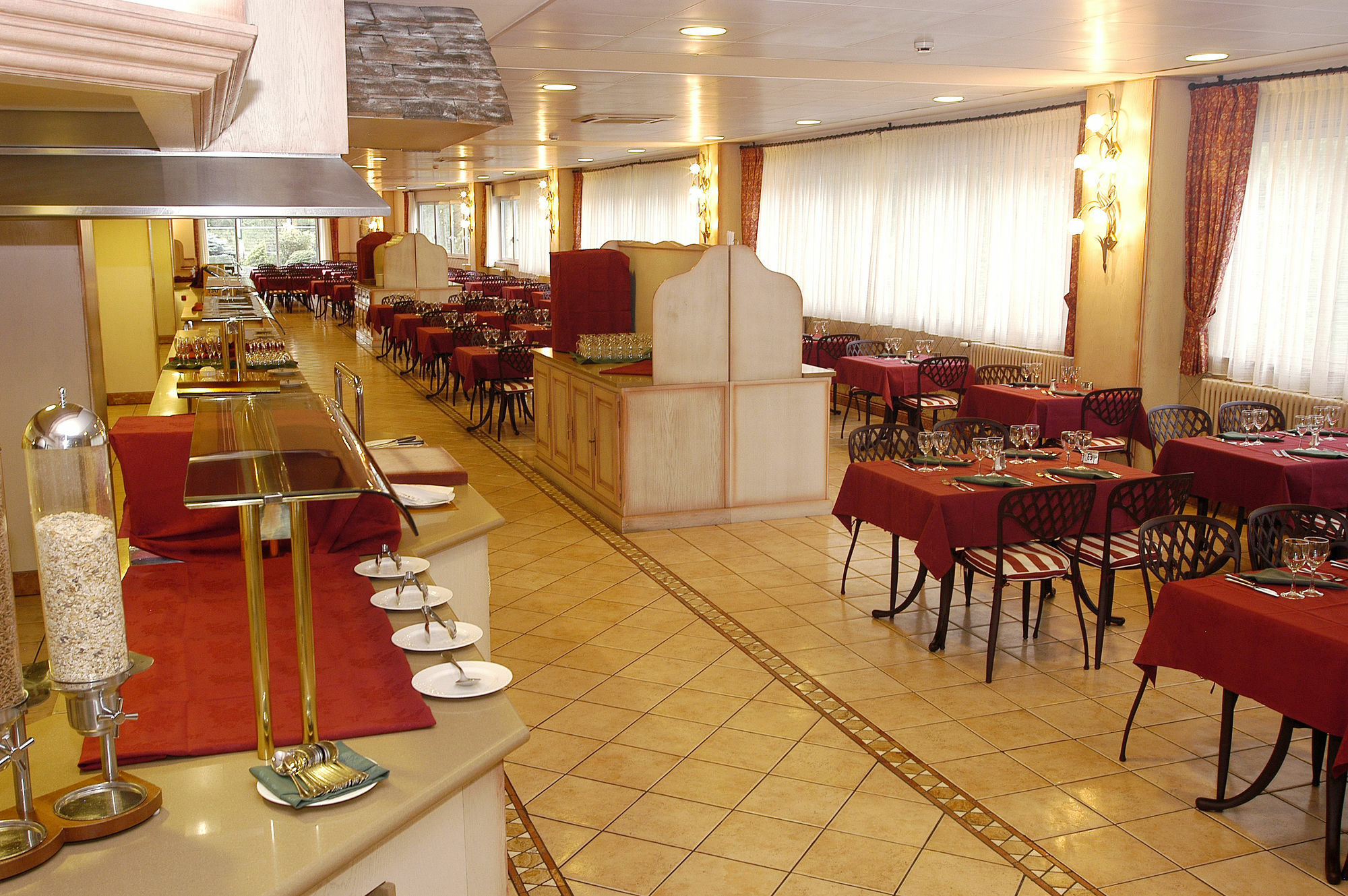 Hotel Tropical Les Escaldes Kültér fotó
